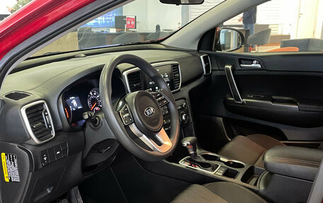 KIA Sportage IV рестайлинг, 2020 год, 2 389 000 рублей, 8 фотография