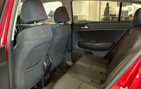 KIA Sportage IV рестайлинг, 2020 год, 2 389 000 рублей, 10 фотография