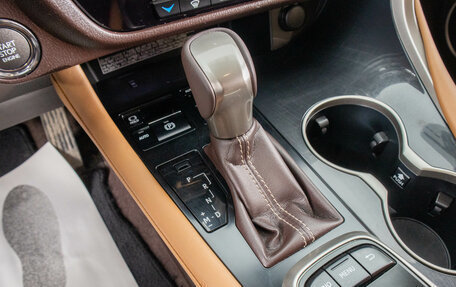 Lexus RX IV рестайлинг, 2015 год, 3 899 000 рублей, 26 фотография