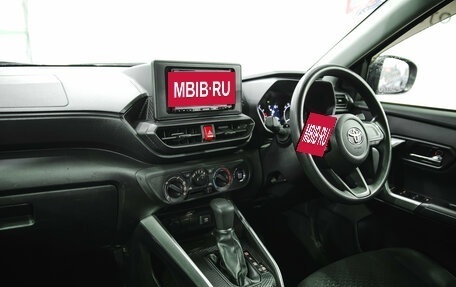 Toyota Raize I, 2020 год, 1 650 000 рублей, 6 фотография