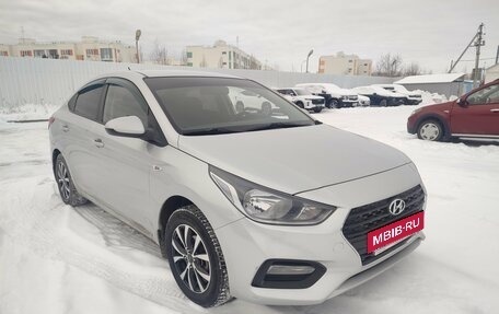 Hyundai Solaris II рестайлинг, 2018 год, 1 050 000 рублей, 4 фотография