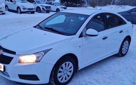 Chevrolet Cruze II, 2011 год, 700 000 рублей, 1 фотография