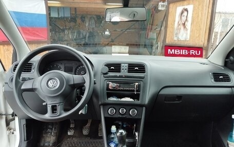 Volkswagen Polo VI (EU Market), 2013 год, 850 000 рублей, 1 фотография