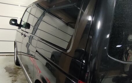 Volkswagen Multivan T5, 2011 год, 2 000 000 рублей, 4 фотография