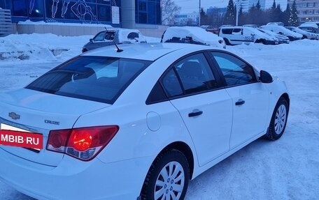 Chevrolet Cruze II, 2011 год, 700 000 рублей, 5 фотография