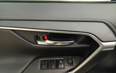 Toyota RAV4, 2023 год, 4 200 000 рублей, 17 фотография