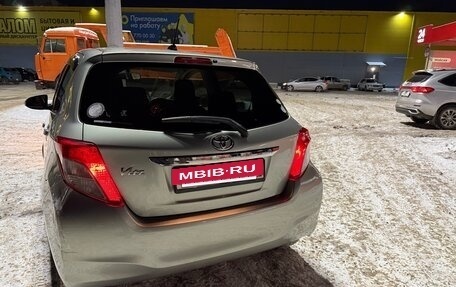Toyota Vitz, 2011 год, 750 000 рублей, 33 фотография