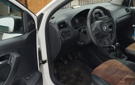 Volkswagen Polo VI (EU Market), 2013 год, 850 000 рублей, 2 фотография