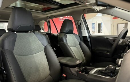 Toyota RAV4, 2025 год, 4 800 000 рублей, 12 фотография