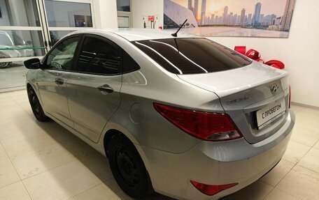 Hyundai Solaris II рестайлинг, 2016 год, 950 000 рублей, 6 фотография