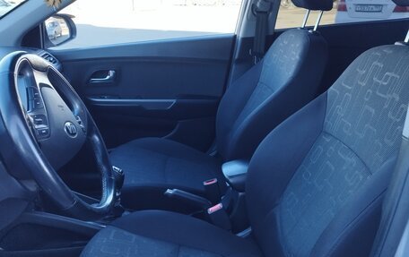 KIA Rio III рестайлинг, 2016 год, 830 000 рублей, 14 фотография