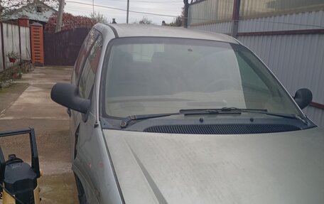 Dodge Caravan IV, 2002 год, 230 000 рублей, 3 фотография