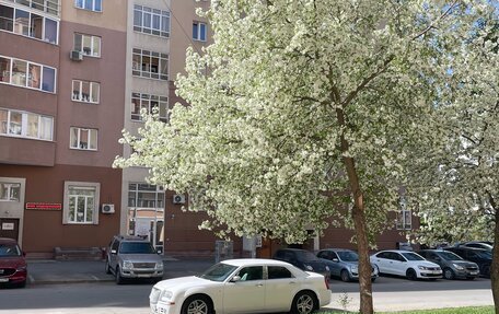 Chrysler 300C II, 2006 год, 1 200 000 рублей, 3 фотография