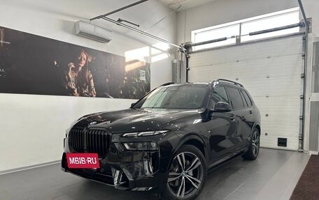 BMW X7, 2024 год, 15 214 000 рублей, 2 фотография