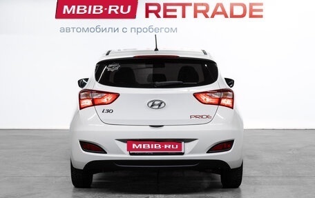 Hyundai i30 II рестайлинг, 2013 год, 929 000 рублей, 6 фотография