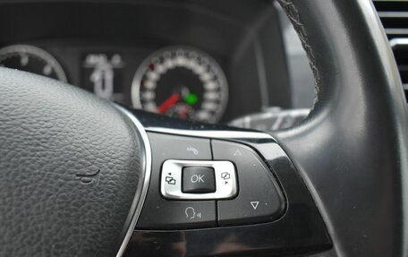 Volkswagen Caravelle T6 рестайлинг, 2019 год, 4 175 000 рублей, 12 фотография