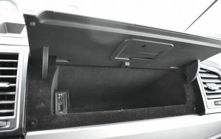 Volkswagen Caravelle T6 рестайлинг, 2019 год, 4 175 000 рублей, 20 фотография