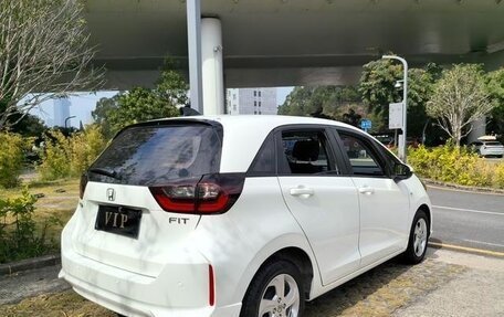 Honda Fit, 2021 год, 1 000 000 рублей, 5 фотография