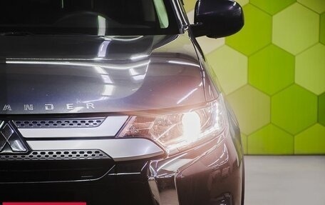 Mitsubishi Outlander III рестайлинг 3, 2020 год, 2 450 000 рублей, 10 фотография