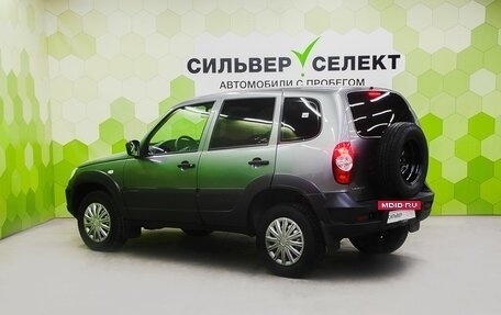 Chevrolet Niva I рестайлинг, 2018 год, 800 000 рублей, 6 фотография