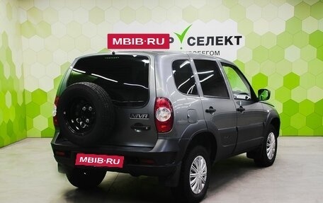 Chevrolet Niva I рестайлинг, 2018 год, 800 000 рублей, 2 фотография