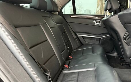 Mercedes-Benz E-Класс, 2011 год, 970 000 рублей, 11 фотография