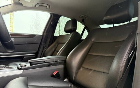 Mercedes-Benz E-Класс, 2011 год, 970 000 рублей, 14 фотография