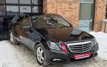 Mercedes-Benz E-Класс, 2011 год, 970 000 рублей, 8 фотография