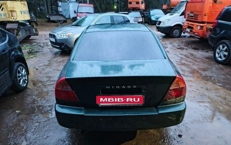 Mitsubishi Mirage VI рестайлинг, 2000 год, 150 000 рублей, 3 фотография