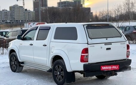 Toyota Hilux VII, 2014 год, 2 250 000 рублей, 4 фотография