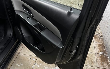 Chevrolet Cruze II, 2011 год, 675 000 рублей, 6 фотография