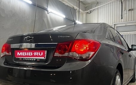 Chevrolet Cruze II, 2011 год, 675 000 рублей, 8 фотография