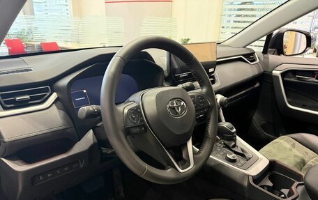 Toyota RAV4, 2025 год, 5 300 000 рублей, 11 фотография