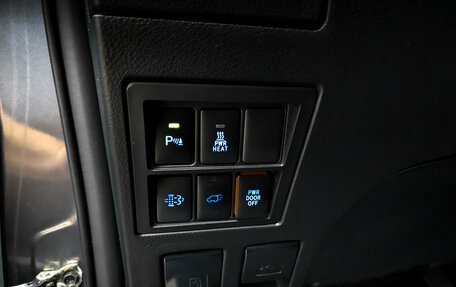 Toyota Fortuner II, 2018 год, 3 280 000 рублей, 26 фотография