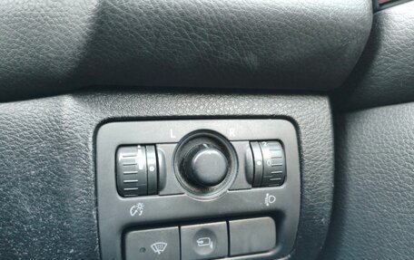 Subaru Legacy IV, 2004 год, 900 000 рублей, 10 фотография