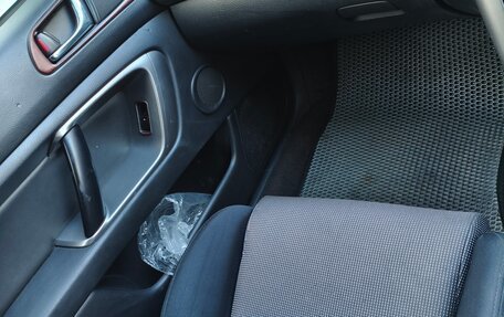 Subaru Legacy IV, 2004 год, 900 000 рублей, 11 фотография