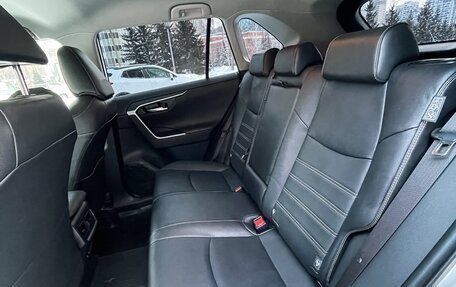 Toyota RAV4, 2020 год, 4 590 000 рублей, 18 фотография