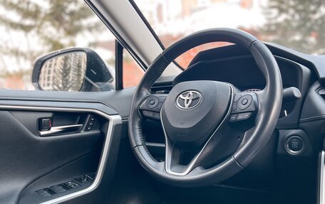 Toyota RAV4, 2020 год, 4 590 000 рублей, 15 фотография