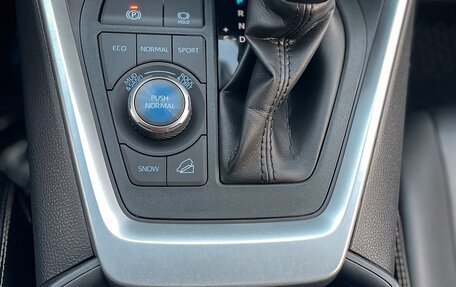 Toyota RAV4, 2020 год, 4 590 000 рублей, 27 фотография