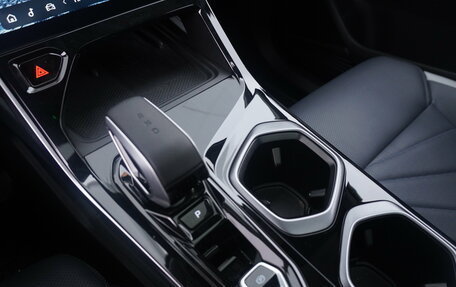 Geely Atlas, 2024 год, 3 230 000 рублей, 19 фотография