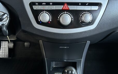 Lifan Solano I (630) рестайлинг, 2011 год, 350 000 рублей, 21 фотография