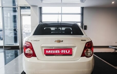 Chevrolet Aveo III, 2013 год, 650 000 рублей, 4 фотография