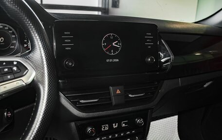 Volkswagen Polo VI (EU Market), 2021 год, 1 900 000 рублей, 17 фотография