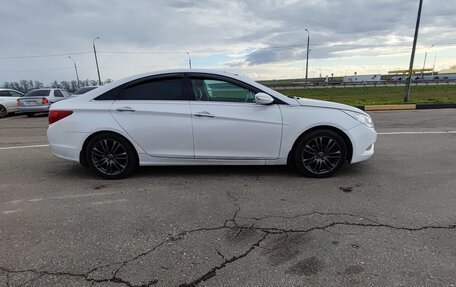 Hyundai Sonata VI, 2010 год, 955 000 рублей, 4 фотография