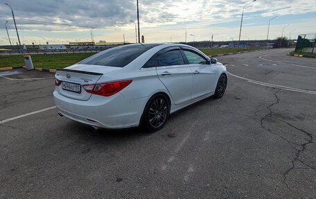 Hyundai Sonata VI, 2010 год, 955 000 рублей, 6 фотография