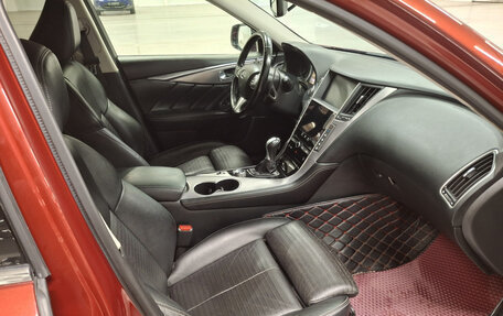 Infiniti Q50 I рестайлинг, 2015 год, 1 699 000 рублей, 13 фотография