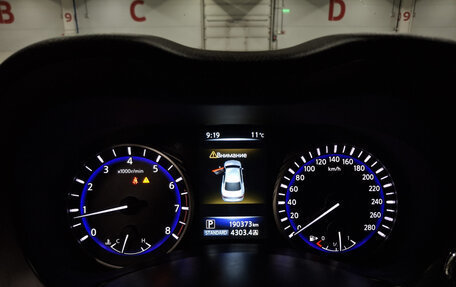 Infiniti Q50 I рестайлинг, 2015 год, 1 699 000 рублей, 16 фотография