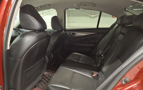 Infiniti Q50 I рестайлинг, 2015 год, 1 699 000 рублей, 15 фотография