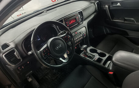 KIA Sportage IV рестайлинг, 2018 год, 2 099 000 рублей, 10 фотография