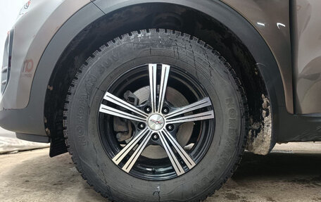 KIA Sportage IV рестайлинг, 2018 год, 2 099 000 рублей, 21 фотография